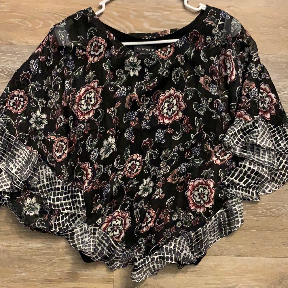 I.N. Studio floral blouse